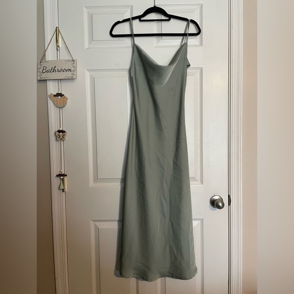 SHEIN Elegant Sage Satin Fabric - Picture 1 of 5